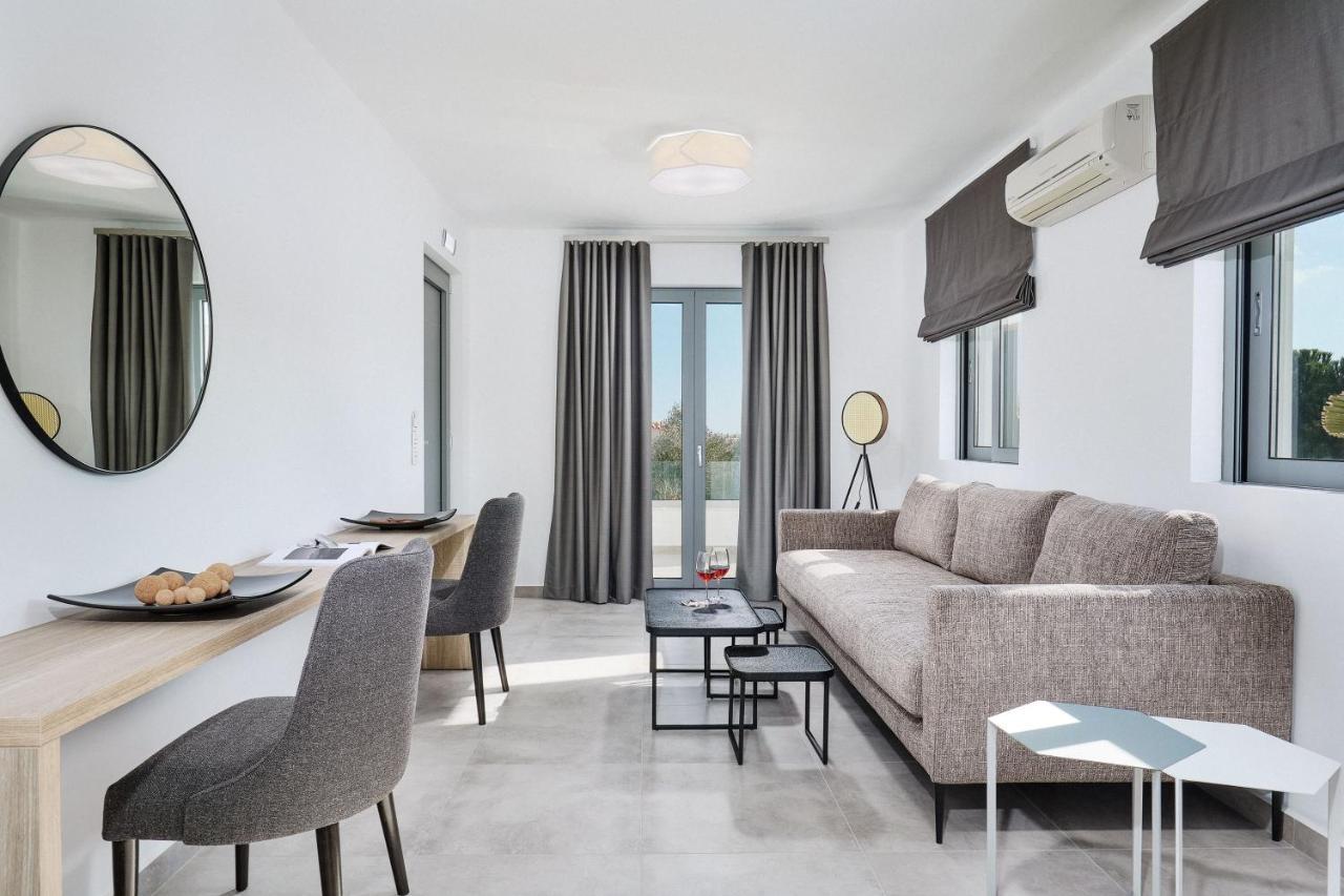 Quattro Suites 모넴바시아 외부 사진